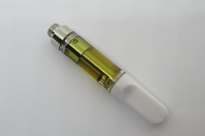 The Pros and Cons of Using THC Cartridges